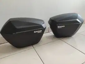 Side Box SHAD 23 mulus & lengkap 2 kunci