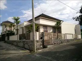 Dijual Villa Aktif Hook + Furnished, 500 meter dari BNS, Kota Batu