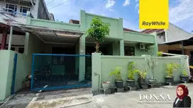 Rumah Nyaman Di Komplek Pondok Gede Housing Pondok Melati