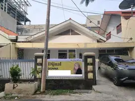 Dijual Cepat Rumah Lokasi Strategis Di Jalan Pemadam, Jakarta Pusat