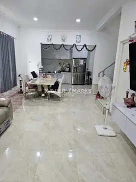 Rumah Cluster Malbery Banjar Wijaya Cipondoh Tangerang