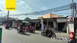 Rumah Hitung Tanah di Jalan Bintara Raya Cocok Untuk Usaha