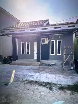 Di sewakan rumah beserta isi nya melati indah pramuka