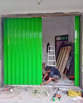 Rolling door gulung pintu lipat