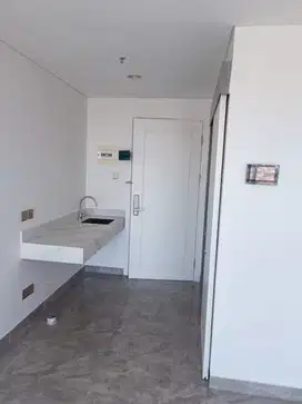 Jual rugi apartemen mewah di Avenue 88 Depan puncak permai surabaya