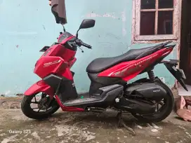 Jual vario CBS ISS 2023 masih enak