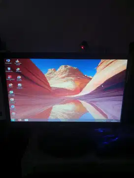 Di jual komputer dan monitor merk Samsung 19inch