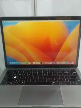 Bu jual MacBook Air Retina 13 2018 8gb/SSD 256gb