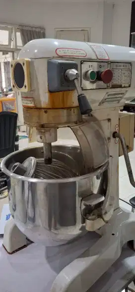 Mixer Planetary 20 lt
