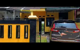 Disewakan rumah di Daerah Ciracas,
