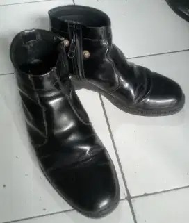 Sepatu PDH Kulit