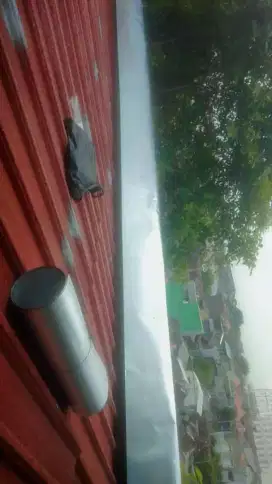 Tukang atap bocor