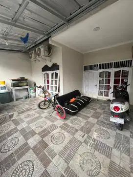 Rumah di Perumnas I Jakarta sempurna