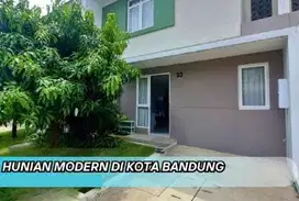 DILELANG Rumah 2 lantai SHM murah di Cluster Dayana, Summarecon