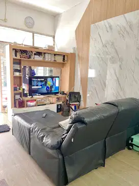 Rumah Estetik Semi Furnish Harga Bersahabat di Taman Kopo Indah 1