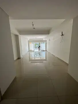 Dijual Cepat! The Hall Trivium Lippo Cikarang , 87m², 1,9 Miliar, Nego