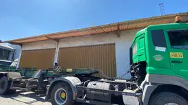 Dijual Cepat Murah Gudang Bisa Parkir Container Margomulyo Indah