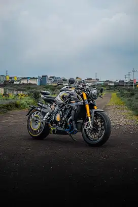 MV Agusta RUSH 1000 RR 2021 brutale dragster