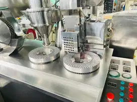 Mesin filling kapsul