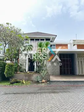 Rumah Royal Park, Citraland Bangunan 2 Lantai Modern