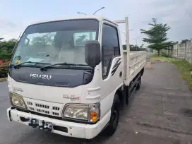 Isuzu ELF 100Ps engkel long bak orsinil