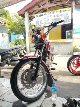 DIJUAL HONDA CB 200