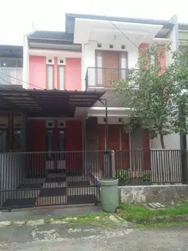 Rumah Murah 2 Lantai Siap Huni Lokasi Buah Batu Regency