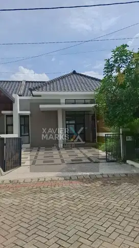 Dijual Rumah Baru Gress Selangkah ke Exit Tol di Riverfront Malang