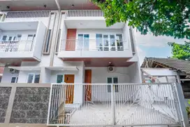 Rumah Hadap Timur 3 Menit ke Gerbang Tol Kukusan 3 Siap Huni J-29396
