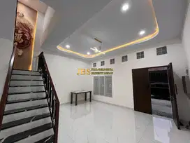 Dijual Villa Furnish Lux di Komplek Opera House Jalan Suluh - Pancing