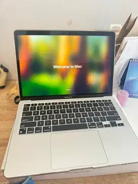 Forsale Nego Macbook Air M1 8/128 silver muluss
