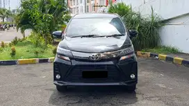 [ LOW KM 12RB ] Toyota Avanza Veloz 1.5 AT Hitam 2021/2022