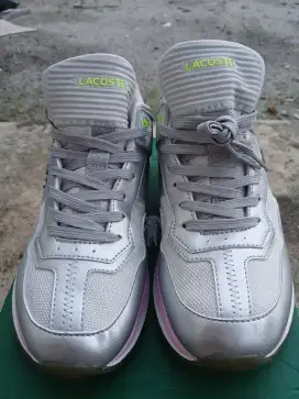 Sepatu lacoste made in vietnam