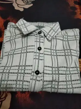 Kemeja/ baju atasan wanita