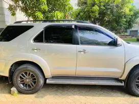 Toyota Fortuner 2015 Bensin