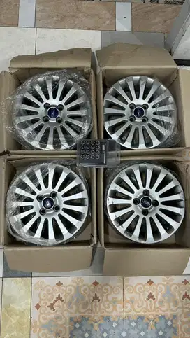 Velg Ford Fiesta R15 OEM (Original Ford Genuine Parts)