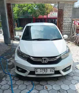 Di jual honda brio E satya matic