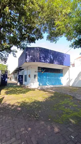 Tempat usaha plus gudang hook poros jalan blimbing malang