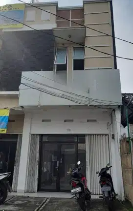 DI SEWA RUKO 2 LANTAI DUREN SAWIT LOKASI STRATEGIS