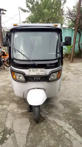 TVS RODA 3 model bajaj AVP