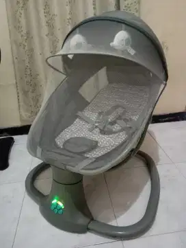 Bouncer ayunan bayi elektrik Babydoes