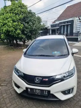 Jazz RS New Istimewa