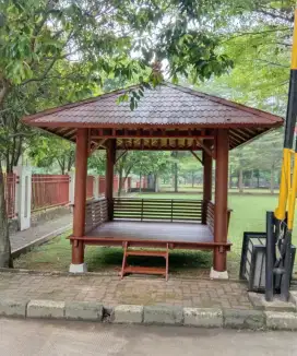 Gazebo kayu kelapa