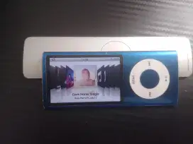 iPod nano 5th Gen blue 8gb