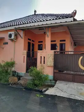 DIJUAL EUMAH GRIYA PANCORAN MAS DEPOK