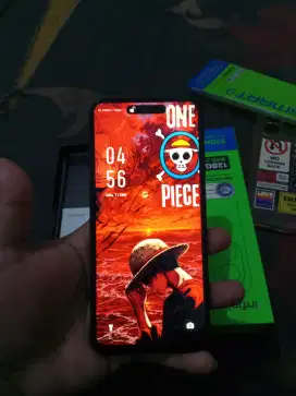 Infinix smart 9 4+4/128
