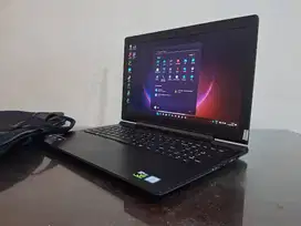 Laptop Core i7 8CPU 8GB SSD Dual VGA W11 ORI Lenovo 700 FHD 15.6in GRS