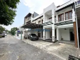 Dijual rumah dalam cluster akses 2mobil lokasi pejaten timur kalibata