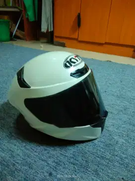 Di jual Helm KYT ttc
