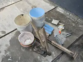 Alat Pertukangan (Pacul, Sekop, Ember, Kuas)